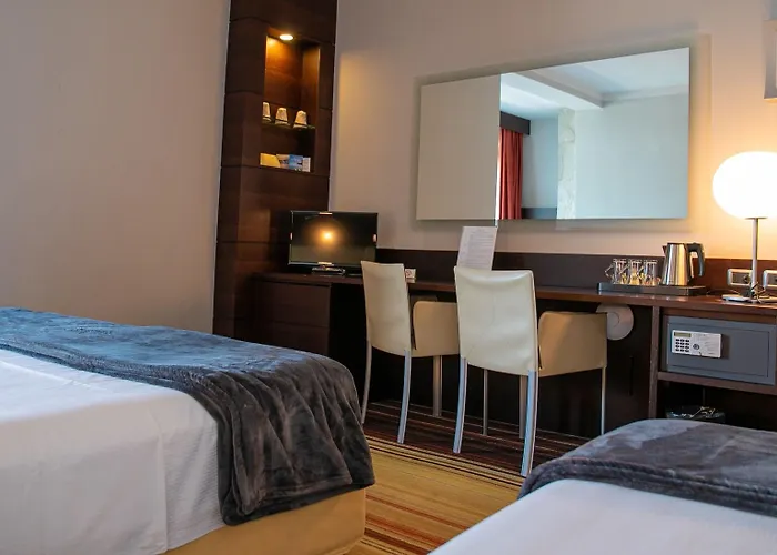 Bel Sit Hotell 4*